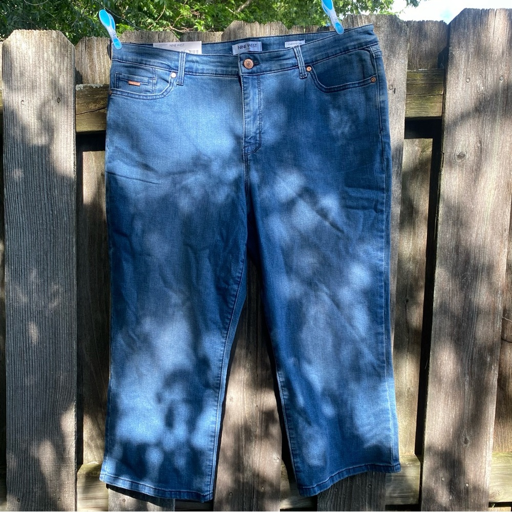 Nine West Chrystie Capri Jeans in Blue